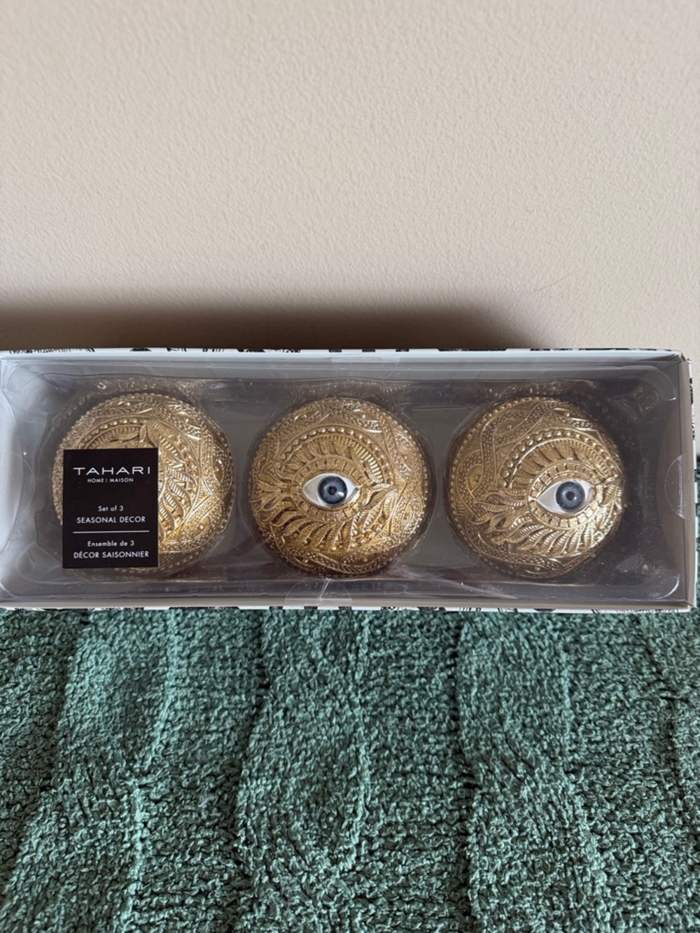 Tahari Halloween Gold Eyeball 👁️ Decor Gold Balls Set of 3 NEW!